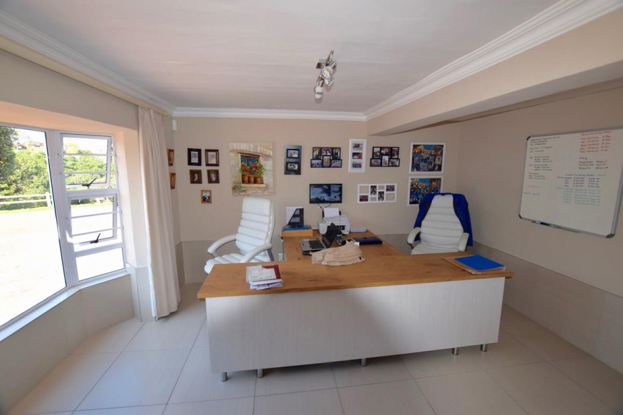 10 Bedroom Property for Sale in Bonnie Doone Eastern Cape